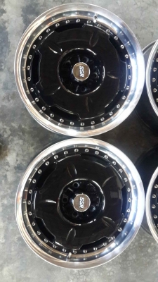 ล้อ RAYS ENG แท้ สไตล์ Vip น้ำหนักเบา ขอบ 17 ใส่ 5 รู 114 กว้าง 7.5 นิ้ว