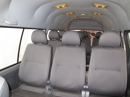 Toyota Hiace หัวจรวด Commuter 3.0 Toyota Hiace หัวจรวด Commuter 3.0