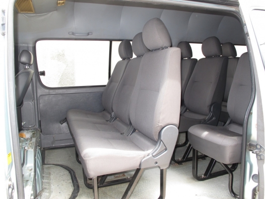 Toyota Hiace หัวจรวด Commuter 3.0 Toyota Hiace หัวจรวด Commuter 3.0
