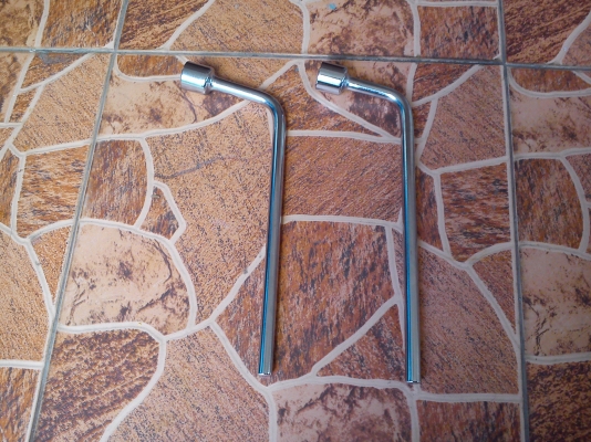 ประแจขันล้อรถ TOYOTA จากญี่ปุ่น แบบตัวแอล เบอร์21 ประแจขันล้อรถ TOYOTA จากญี่ปุ่น แบบตัวแอล เบอร์21