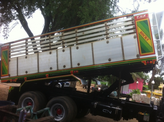 มาอีก1ลำ อีซูซุร๊อคกี้ 210 สวยๆราคาไม่แรง