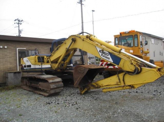 ขายรถแบคโฮ KOBELCO SK120 MARK 3 คอนโทรลสั้น สภาพสวยพร้อมใช้งาน ถึงไทยเร็วๆนี้ครับ ขายรถแบคโฮ KOBELCO SK120 MARK 3 คอนโทรลสั้น สภาพสวยพร้อมใช้งาน ถึงไทยเร็วๆนี้ครับ