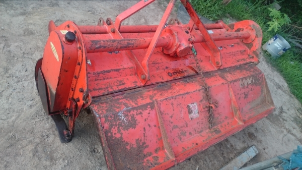 ขายโรตารี่ ตราช้าง 160 พร้อมยอย หัวสวย ใส่กับรถ 34-39 แรง ขายโรตารี่ ตราช้าง 160 พร้อมยอย หัวสวย ใส่กับรถ 34-39 แรง