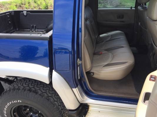 ขาย TOYOTA - SPORT CRUISER 4WD 3,000cc. At.