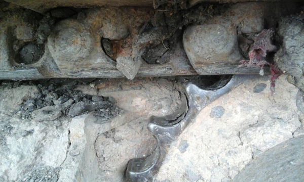 รถแบดโฮ PE200 7 ปี 2010 ทำงาน 9300 ชม. สวยเดิมๆ สภาพดี เล่มพร้อม