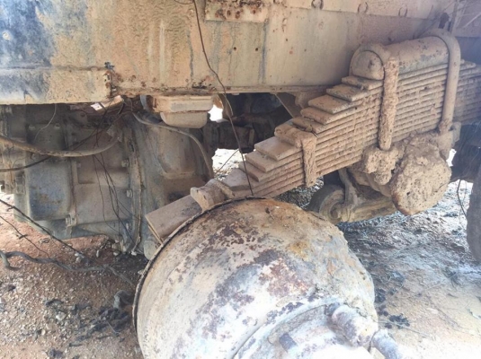 มี3คัน...10 ล้อ รถโม่ปูน 230 แรง นิสสัน CW41M-05611 เอกสารเล่ม ม.79 ไว้ มีล้อครบ แต่ยางไม่สวย