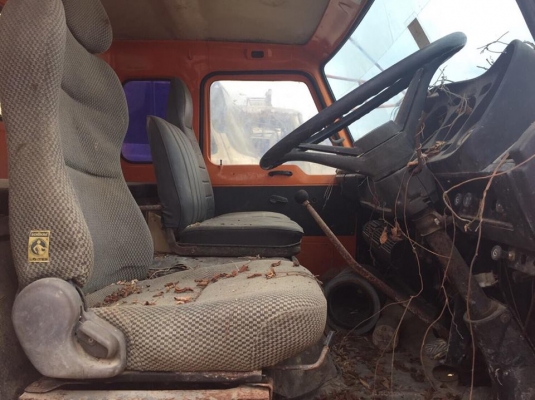 มี3คัน...10 ล้อ รถโม่ปูน 230 แรง นิสสัน CW41M-05611 เอกสารเล่ม ม.79 ไว้ มีล้อครบ แต่ยางไม่สวย