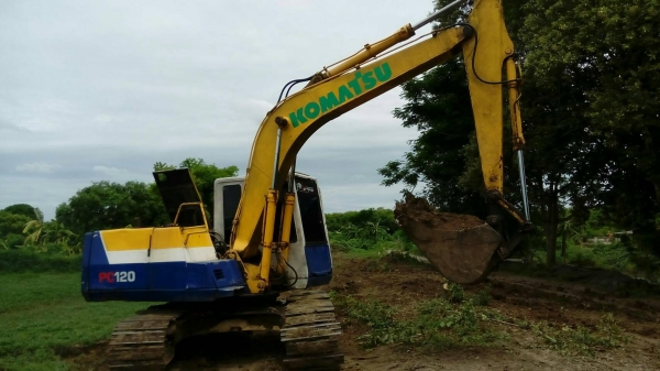 รถแบคโฮ