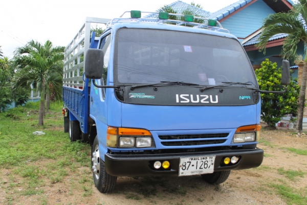 ขายหกล้อ ISUZU NPR 120 ฝาขาว รถปี40 ห้างแท้