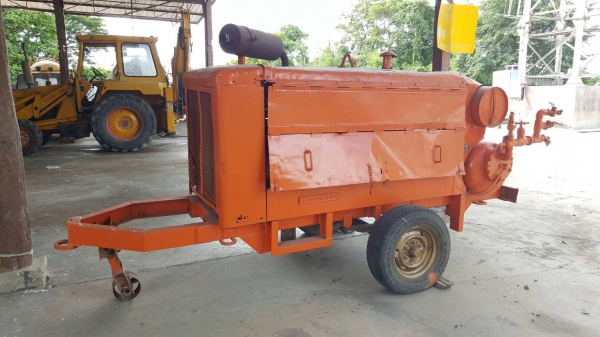 ขาย เครื่องปั้มลม เครื่อง HINO DM100 6 สูบ พร้อมสายและหัวแย็ก 2 หัว