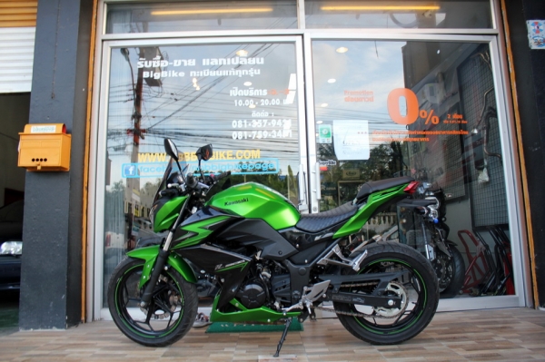 ขายKawasaki Z300(abs) ปี2015 สวยๆสภาพป้ายแดง