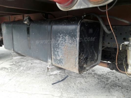 6 ล้อ  ISUZU  รุ่น  NKR71LY    4 สูบ   เทอร์โบ  130  แรงม้า จดทะเบียนปี 2548