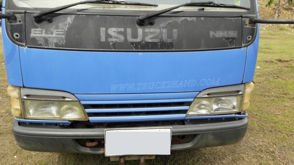 6 ล้อ  ISUZU  รุ่น  NKR71LY    4 สูบ   เทอร์โบ  130  แรงม้า จดทะเบียนปี 2548