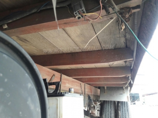 6 ล้อ  ISUZU  รุ่น  NKR71LY    4 สูบ   เทอร์โบ  130  แรงม้า จดทะเบียนปี 2548