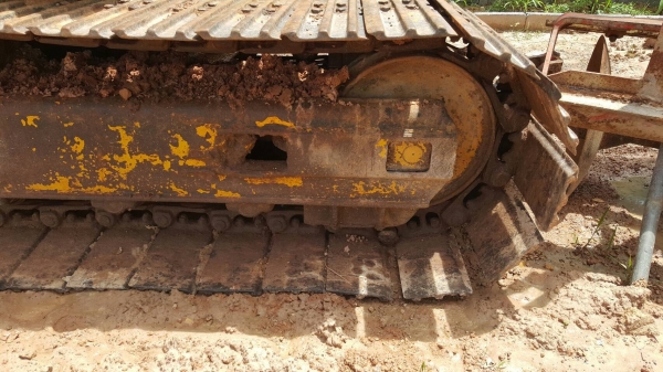 ขาย แบคโฮ KOMATSU PC60-2 เครื่อง ISUZU 4BA1 85 แรงม้า รถใช้งานได้ปกติครับ