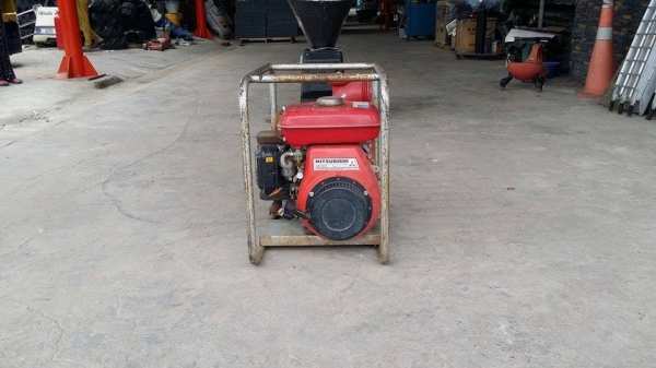 ปั๊มนำ้เก่าญี่ปุ่น MITSUBISHI  รุ่น G510P ขนาด 3.5 แรง ท่อสูบ 3 นิ้ว สภาพดี เครื่องพร้อมใช้งาน  ขนาดกระทัดรัด