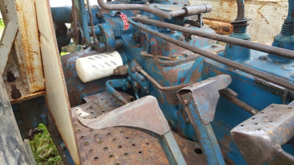 ขาย รถไถ FORD 6600 T5 รถสวยพร้อมใช้ อุปกรณ์มีใบดันหน้า ผาน 3 เอกสารใบอินวอยซ์