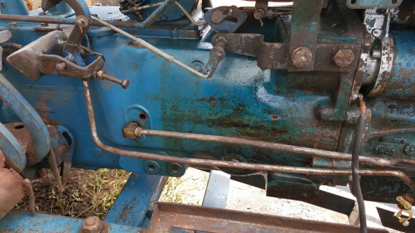 ขาย รถไถ FORD 6600 T5 รถสวยพร้อมใช้ อุปกรณ์มีใบดันหน้า ผาน 3 เอกสารใบอินวอยซ์