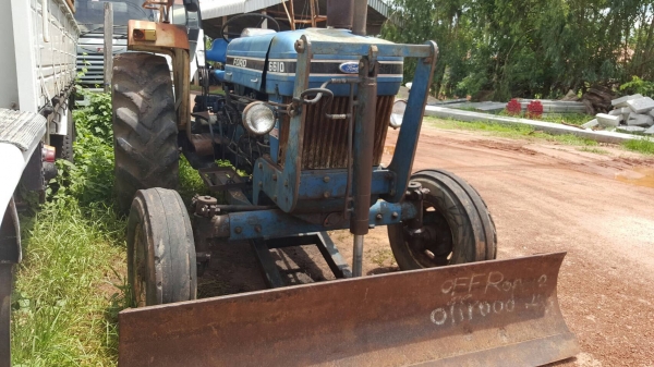 ขาย รถไถ FORD 6600 T5 รถสวยพร้อมใช้ อุปกรณ์มีใบดันหน้า ผาน 3 เอกสารใบอินวอยซ์