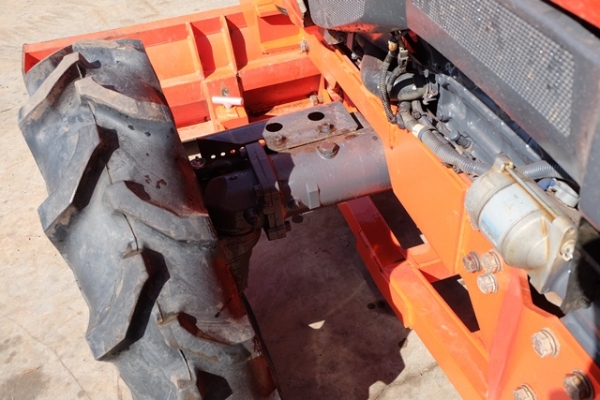 ขายรถไถรุ่น L4708 ดาวน์ 10,000 บาท พร้อมใบมีด ผานพรวน มีเอกสารพร้อมโอน รถสวยพร้อมใช้งาน