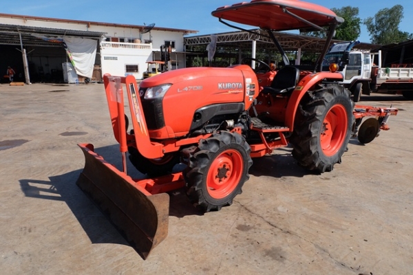 ขายรถไถรุ่น L4708 ดาวน์ 10,000 บาท พร้อมใบมีด ผานพรวน มีเอกสารพร้อมโอน รถสวยพร้อมใช้งาน