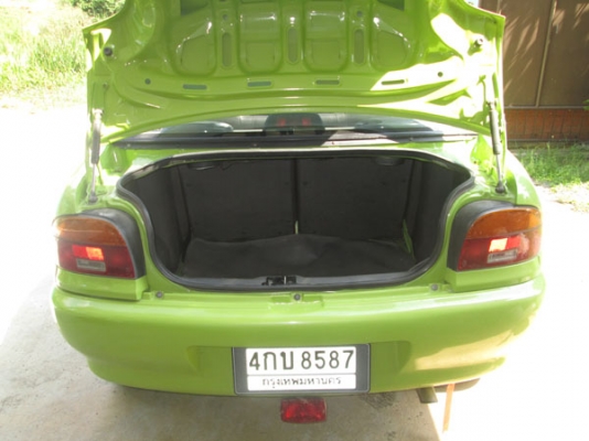 MAZDA 121 การ์ตูน