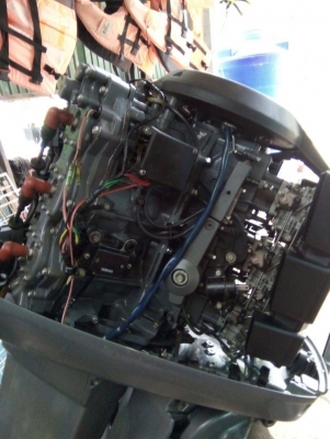 ขายเครื่องยามาฮ่า200แรง 2 จังหวะ สภาพดีพร้อมใช้งาน