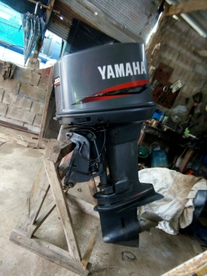 ขายเครื่องยามาฮ่า200แรง 2 จังหวะ สภาพดีพร้อมใช้งาน