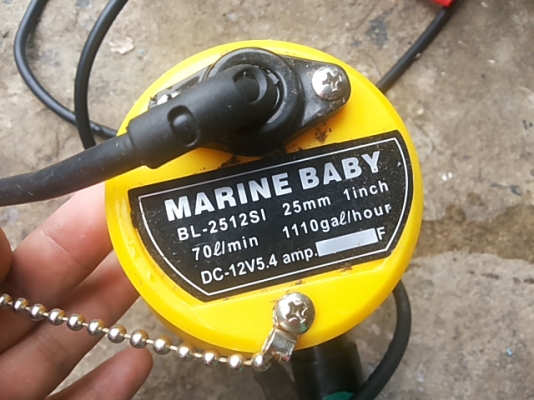 ปั้มน้ำแบบจุ่มใช้แบต12v.50w.แรงๆ(ของใหม่)จัดส่งฟรี มีคลิปทดสอบ ปั้มน้ำแบบจุ่มใช้แบต12v.50w.แรงๆ(ของใหม่)จัดส่งฟรี มีคลิปทดสอบ