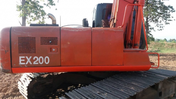 ขาย HITACHI EX200-2 สภาพสวยพร้อมใช้ ราคาต่อรองได้ ติดต่อได้ที่คุณ อ๊อฟ พิจิตร 086-737-9991 ขาย HITACHI EX200-2 สภาพสวยพร้อมใช้ ราคาต่อรองได้ ติดต่อได้ที่คุณ อ๊อฟ พิจิตร 086-737-9991