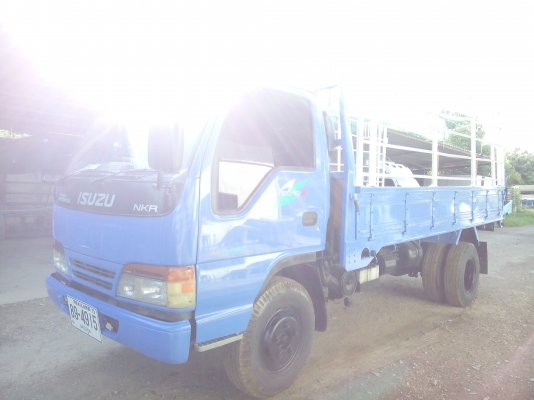 6 ล้อกลาง  ISUZU  NKR 120 แรงม้า * ยาว 4.30 ม. * รถสวยเดิม+สวยจริง+สภาพพร้อมใช้งาน *รถห้างแท้*  มีเล่มพร้อมโอน *