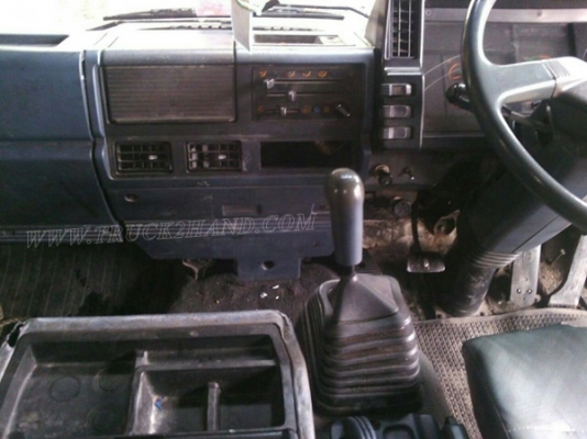 รถยี่ห้ออีซูซุ เครื่องขนาด 195 แรงม้า รหัสแซซซี FVM12QY รถยี่ห้ออีซูซุ เครื่องขนาด 195 แรงม้า รหัสแซซซี FVM12QY