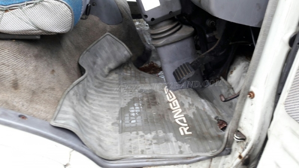 6 ล้อ HINO กระบะรั้วเหล็กพื้นเป็นสแตนเลส  รุ่น KM779   117 แรงม้า กระบะยาว 5.40 เมตร