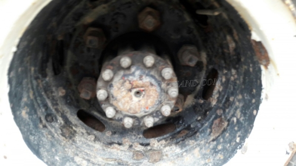 6 ล้อ HINO กระบะรั้วเหล็กพื้นเป็นสแตนเลส  รุ่น KM779   117 แรงม้า กระบะยาว 5.40 เมตร