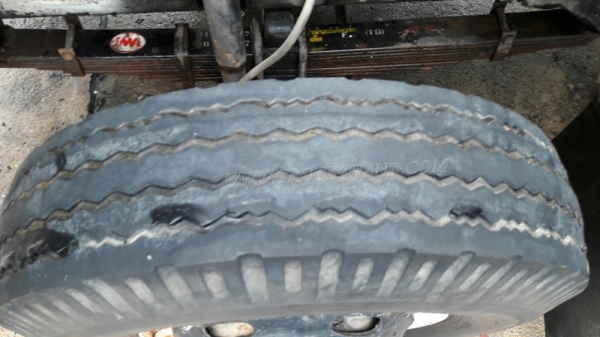 6 ล้อ HINO กระบะรั้วเหล็กพื้นเป็นสแตนเลส  รุ่น KM779   117 แรงม้า กระบะยาว 5.40 เมตร