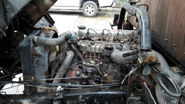 6 ล้อ HINO กระบะรั้วเหล็กพื้นเป็นสแตนเลส  รุ่น KM779   117 แรงม้า กระบะยาว 5.40 เมตร