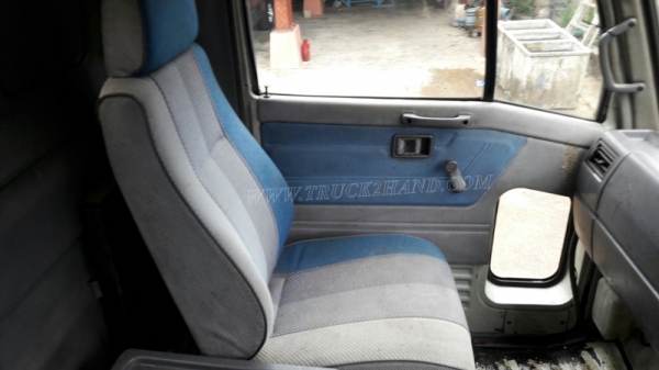 6 ล้อ HINO กระบะรั้วเหล็กพื้นเป็นสแตนเลส  รุ่น KM779   117 แรงม้า กระบะยาว 5.40 เมตร