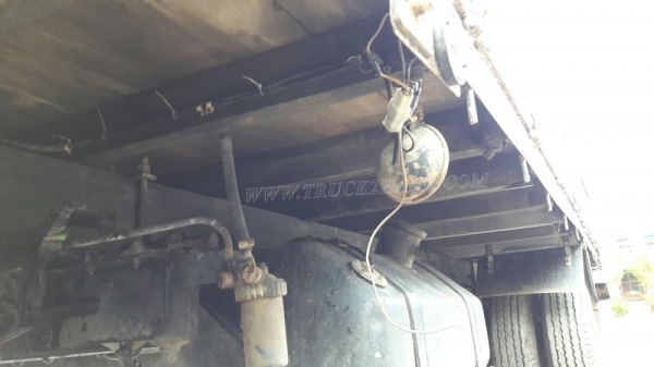 6 ล้อ HINO กระบะรั้วเหล็กพื้นเป็นสแตนเลส  รุ่น KM779   117 แรงม้า กระบะยาว 5.40 เมตร