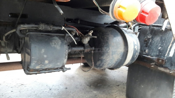 6 ล้อ HINO กระบะรั้วเหล็กพื้นเป็นสแตนเลส  รุ่น KM779   117 แรงม้า กระบะยาว 5.40 เมตร