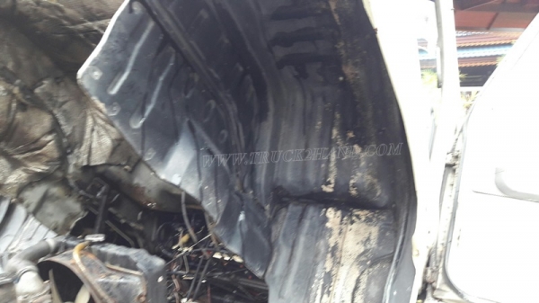 6 ล้อ HINO กระบะรั้วเหล็กพื้นเป็นสแตนเลส  รุ่น KM779   117 แรงม้า กระบะยาว 5.40 เมตร