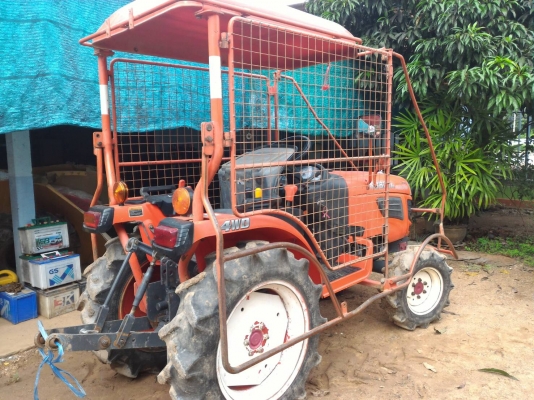 ขายรถไถ KUBOTA B2420 พร้อมโครงกันอ้อย ราคา 145,000 DC Trctor Rayong 0818618678,0899347475 ขายรถไถ KUBOTA B2420 พร้อมโครงกันอ้อย ราคา 145,000 DC Trctor Rayong 0818618678,0899347475