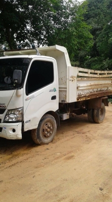 รถฮีโน่ 6 ล้อดั้ม 145 แรงม้า. ปี 57. , ( รถวิ่ง 24,xxx กม. )    สนใจติดต่อ  081 - 6079515