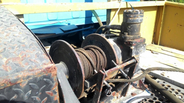 รถอีซูซู 6 ล้อ ท้ายลาด NKR 110 แรงม้า. ปี 32. สนใจติดต่อ 081 - 6079515 รถอีซูซู 6 ล้อ ท้ายลาด NKR 110 แรงม้า. ปี 32. สนใจติดต่อ 081 - 6079515