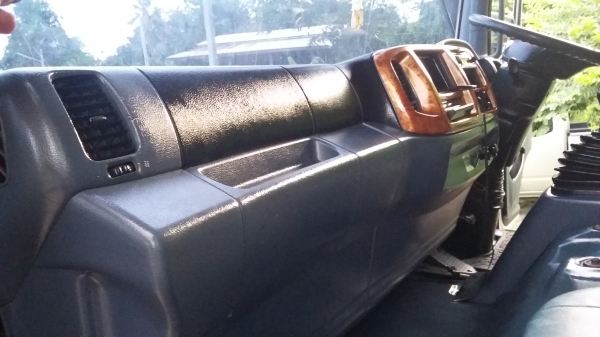 ขายสิบล้อดั๊มสองเพลาเมก้า 320  สวย ๆ เดิม ๆ  ครับ