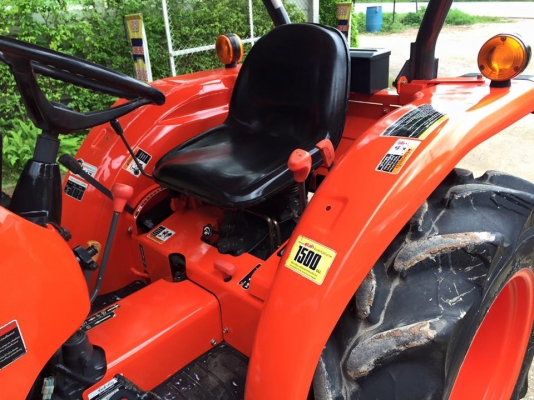 ขายรถไถ Kubota L3608(4WD) พร้อมใบมีดและผานพรวนLCSใหม่ รถสวยพร้อมใช้งาน