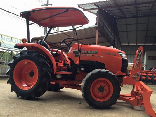 ขายรถไถ Kubota L3608(4WD) พร้อมใบมีดและผานพรวนLCSใหม่ รถสวยพร้อมใช้งาน