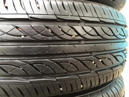 ขายยาง FIRESTONE TZ700 185-65-14 ปี12 สภาพป้ายแดง ตุ่มหน้ายางยังอยู่ ชุดละ 2,900 บาท