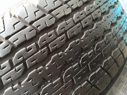 ขายยาง BRIDGESTONE H/T 840 255-65-17 ปี12 ดอกหนาจัด เนื้อนิ่ม ชุดละ 2,900 บาท