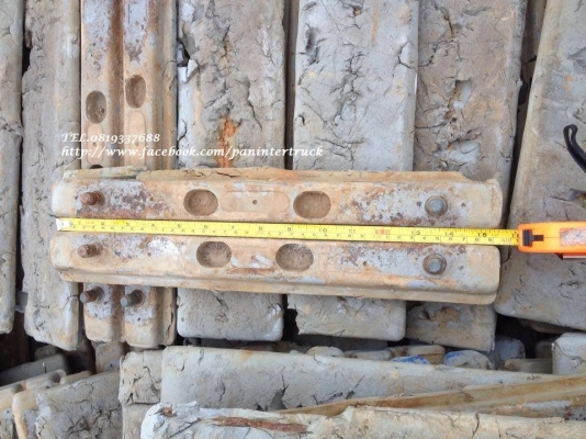 FROM JAPAN TRACK SHOE ก้อนยาง/ก๊อปยางสำหรับรถขุดไซค์ 40,45,50,55 /มีขนาดความยาว:40 เซนติเมตร /สินค้าเก่านอก ราคาเพียง(ก้อนละ) 250 บาท