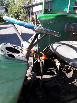 ขอขายรถไถจอนเดียร์ รุ่น2130พร้อมดันหน้า ผาน7 รถพร้อมทำงานราคาต่รองได้ครับ ขอขายรถไถจอนเดียร์ รุ่น2130พร้อมดันหน้า ผาน7 รถพร้อมทำงานราคาต่รองได้ครับ